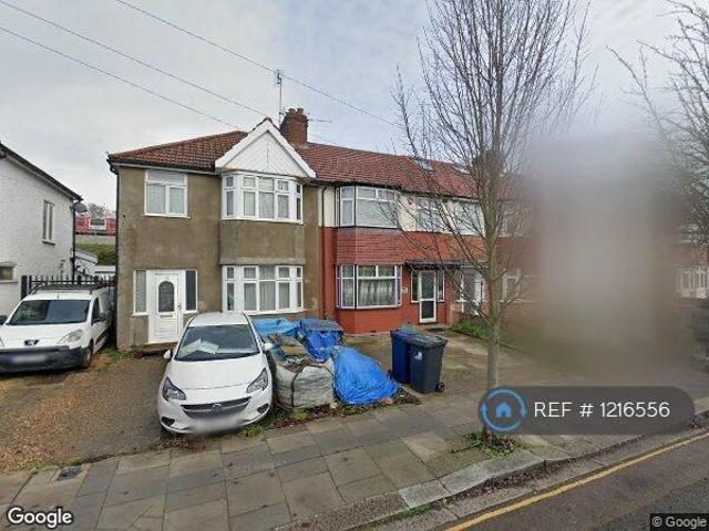 House for rent in London Borough of Ealing, Greater London