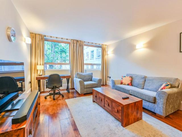 House for rent in Saint Pancras, Greater London