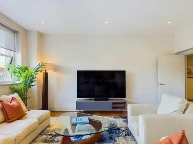 Apartment for rent in St Clement Danes, Greater London