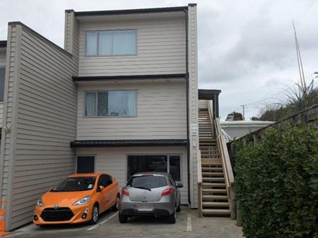 Apartment for rent in Linden, Wellington City