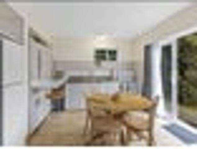 Apartment for rent in Linden, Wellington