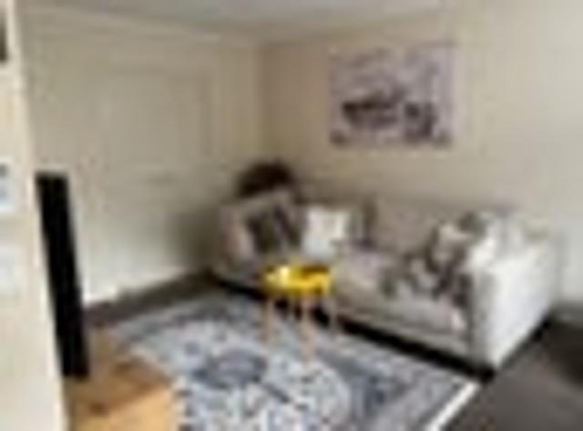 Townhouse for rent in Linden, Wellington