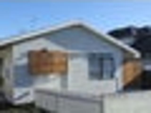 Townhouse for rent in Linden, Wellington