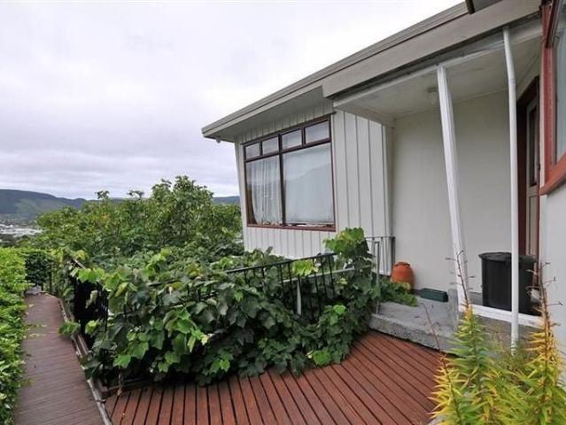 Apartment for rent in Linden, Wellington