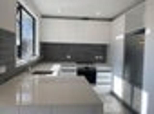Townhouse for rent in Linden, Wellington