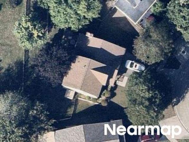 House for sale in Carpentersville, Illinois