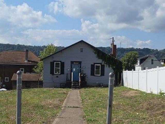 House for sale in New Kensington, Pennsylvania