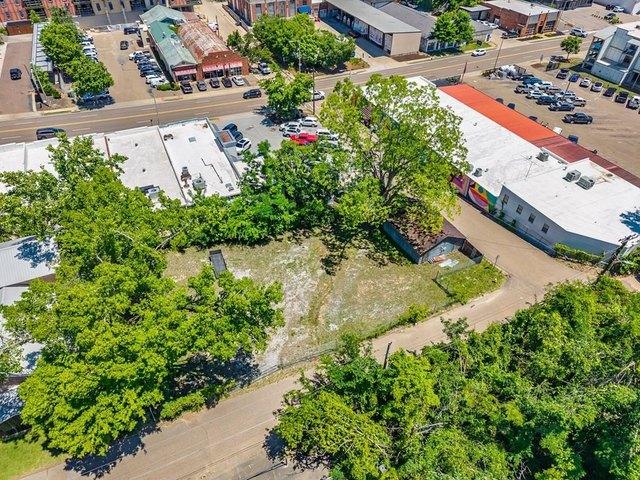 Land for sale in Oxford, Mississippi