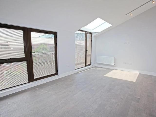 Apartment for rent in Greater London