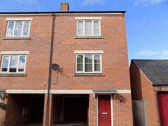 House for rent in Compton, Froggatt