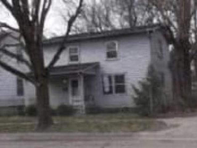 House for sale in Ottawa, Illinois