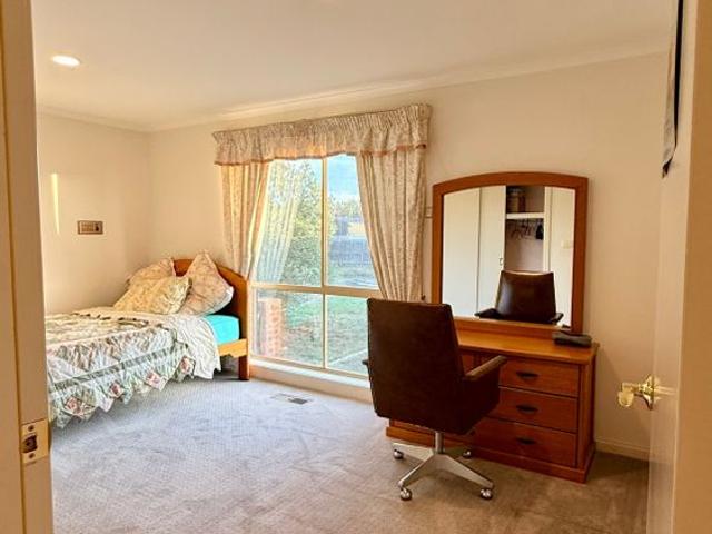 Room for rent in Camerons Creek, Victoria