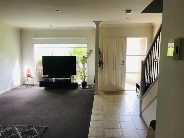 Room for rent in Camerons Creek, Victoria
