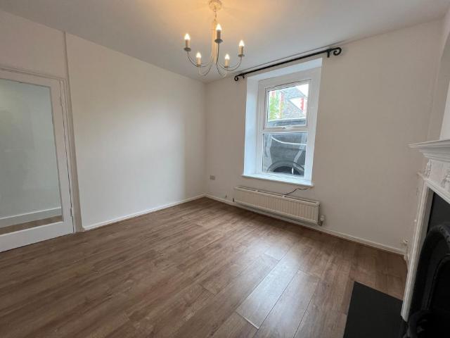 House for rent in Cimla, Neath