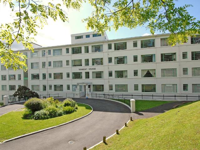 Studio for rent in Upper Sydenham, Greater London