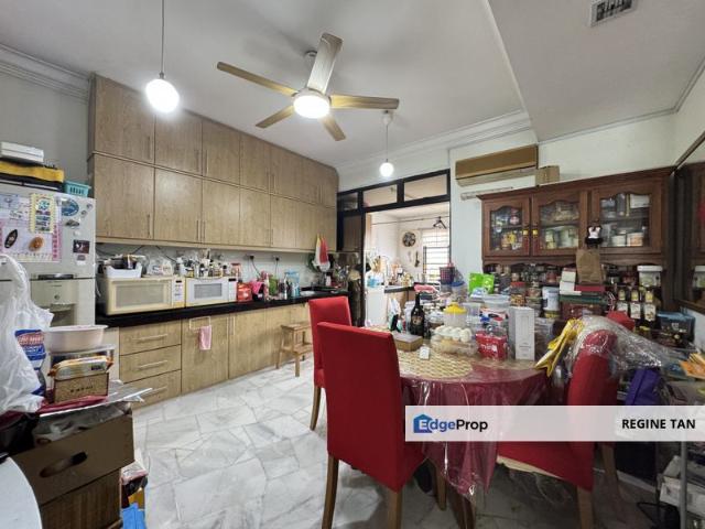 House for sale in Country Heights Damansara, Kuala Lumpur