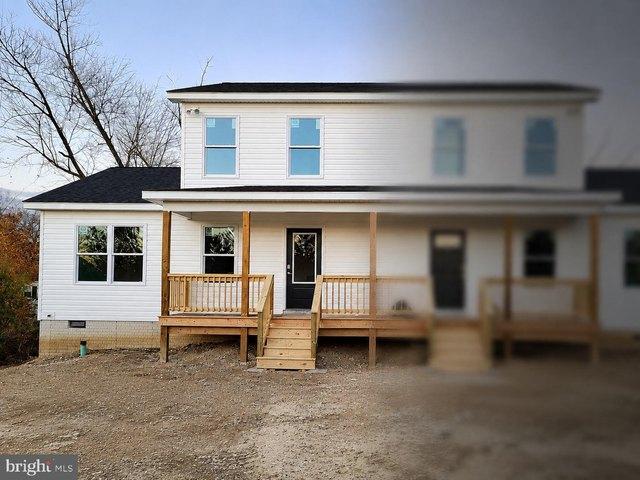 Townhouse for sale in Falling Waters, West Virginia