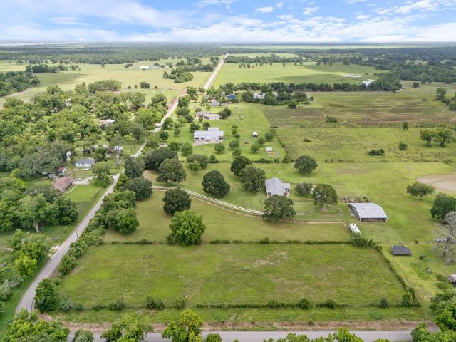 Land for sale in Damon, Texas