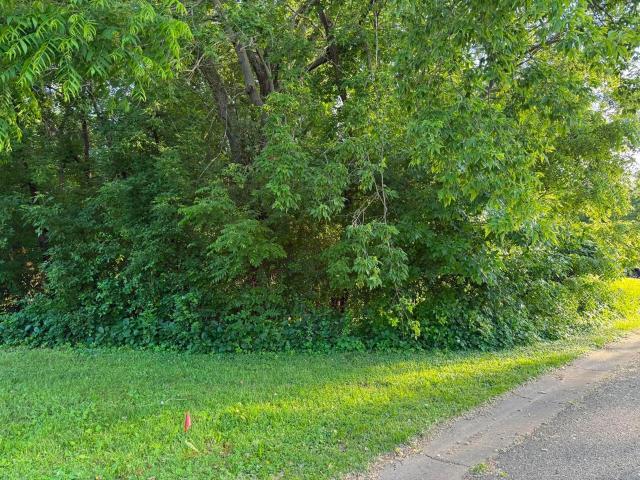 Land for sale in Oakdale, Minnesota