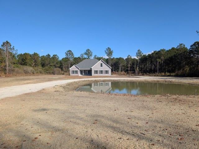 House for sale in Galivants Ferry, South Carolina