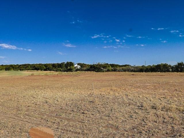 Land for sale in Taylor, Texas