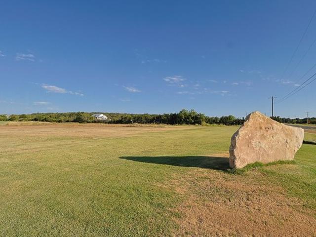 Land for sale in Taylor, Texas