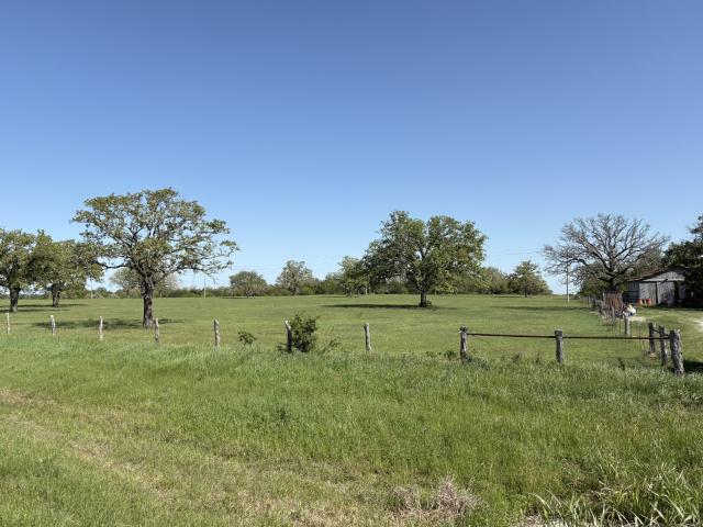 Land for sale in Flatonia, Texas