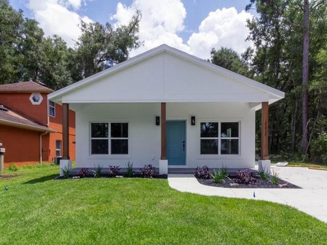 House for sale in Sorrento, Florida