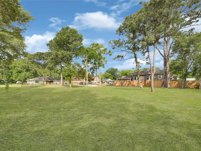Land for sale in Dickinson, Texas