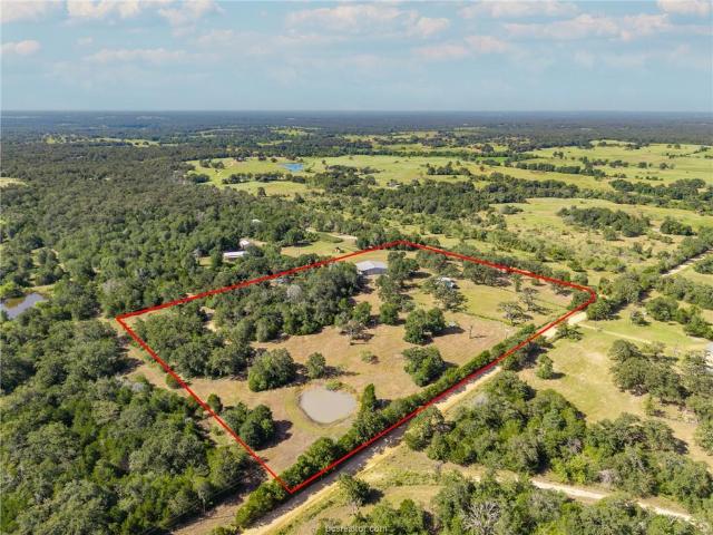 House for sale in Milam, Texas