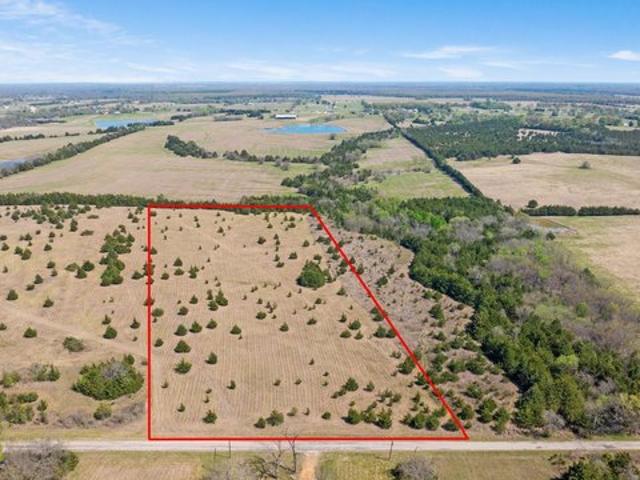 Land for sale in Lamar, Texas