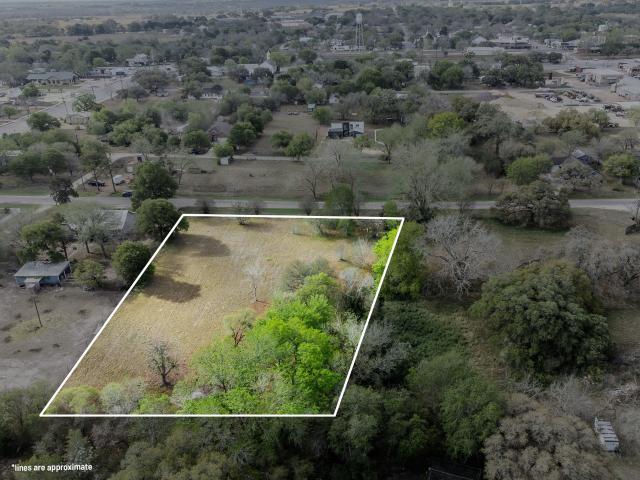 Land for sale in Flatonia, Texas