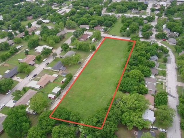 Land for sale in Bowie, Texas