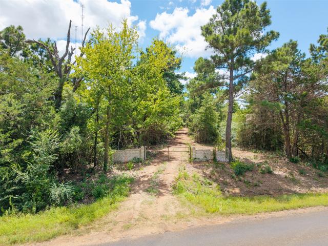 Land for sale in Crockett, Texas