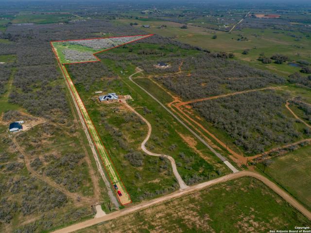 Land for sale in Saint Hedwig, Texas