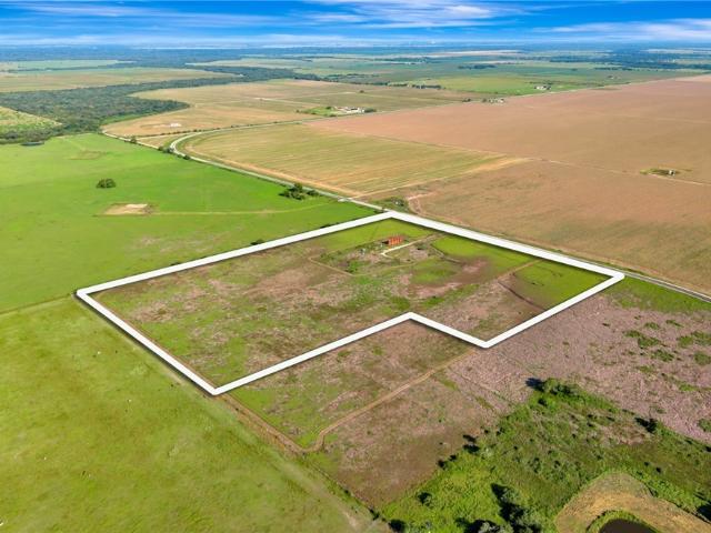 Land for sale in Edna, Texas