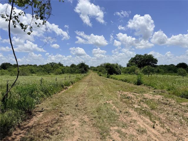 Land for sale in Luling, Texas