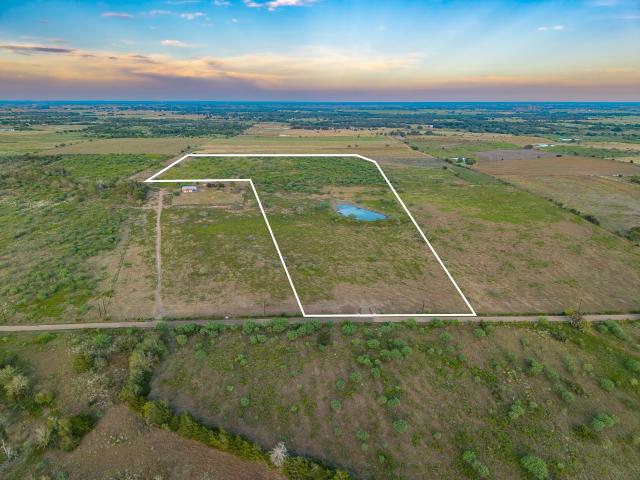 Land for sale in Flatonia, Texas