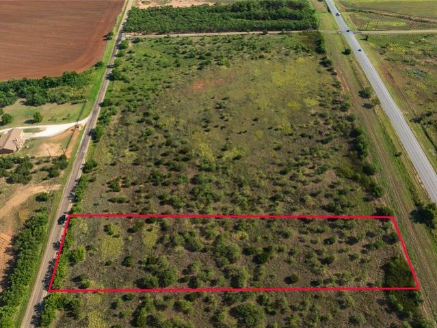 Land for sale in Taylor, Texas