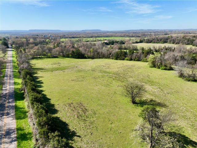 Farm for sale in Ark