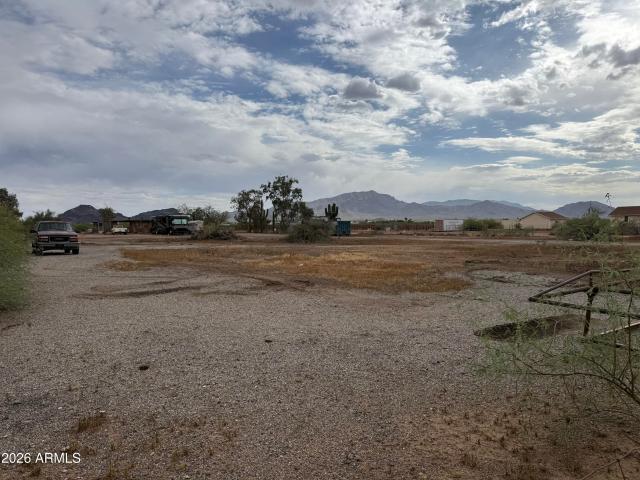 Land for sale in Aguila, Arizona