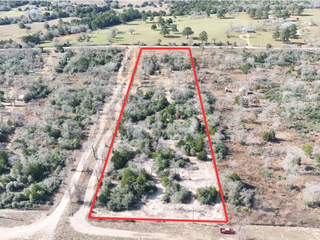 Land for sale in Smithville, Texas