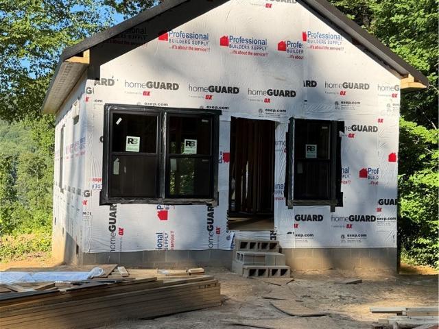 House for sale in West Jefferson, North Carolina