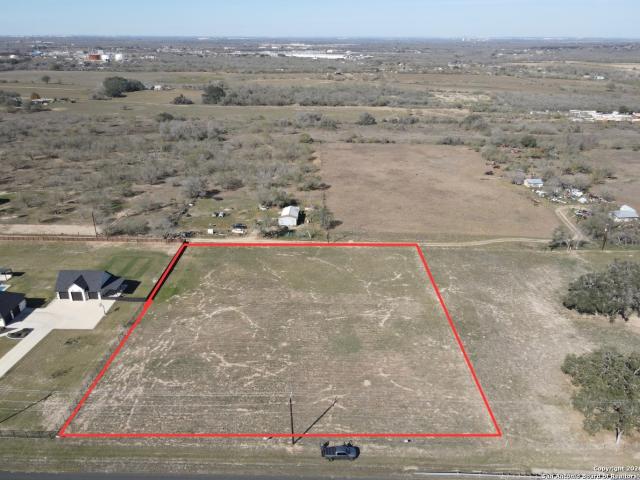 Land for sale in Elmendorf, Texas