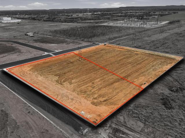 Land for sale in Taylor, Texas