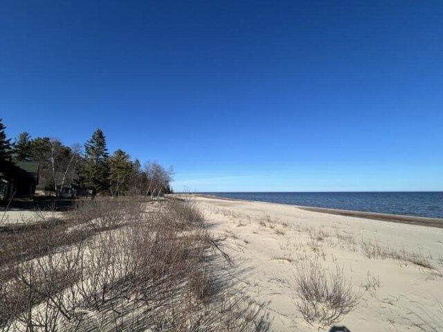 Land for sale in Black River Land for sale in Black River