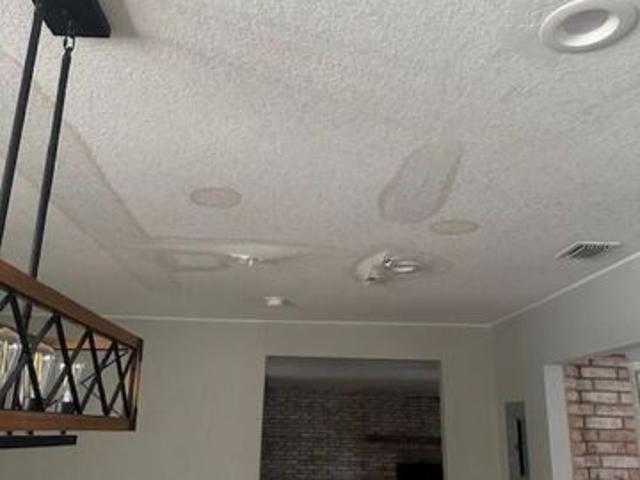 House for sale in Sabinal, Texas