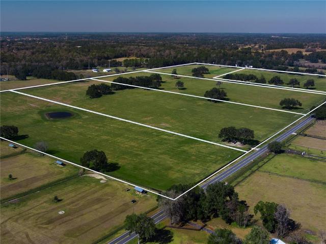 Property for sale in Reddick, Florida