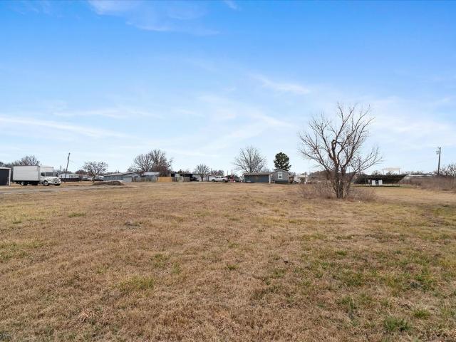 Land for sale in Southmayd, Texas