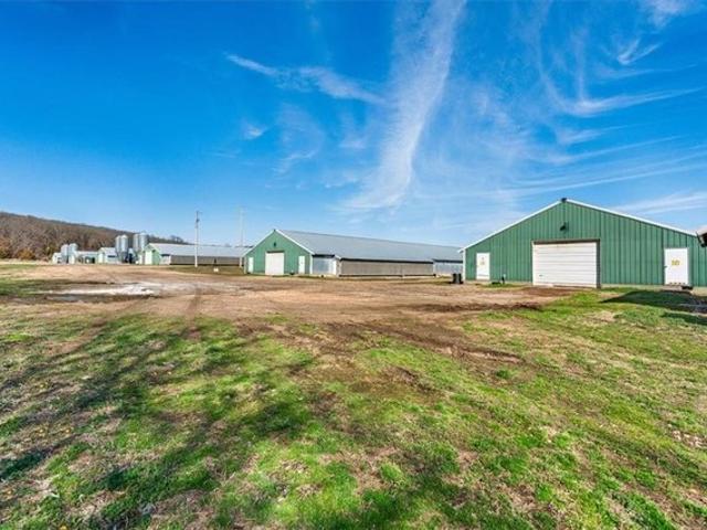 Farm for sale in Ark